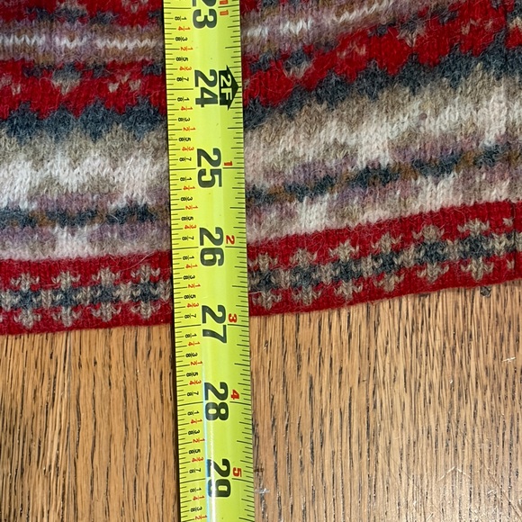 Gallagher sweater - Picture 5 of 6